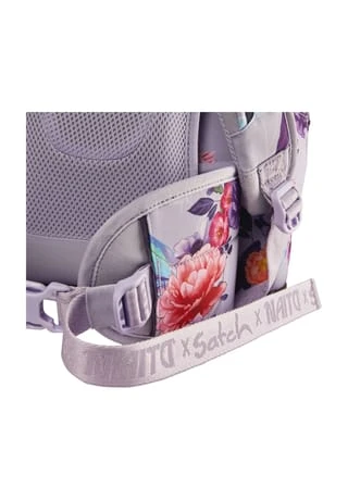 Satch Schulrucksack "pack Endless Bloom", Florales Dessin Weiß/ Violett/ Orange 18 Satch Schulrucksack "pack Endless Bloom", Florales Dessin Weiß/ Violett/ Orange – Bild 16