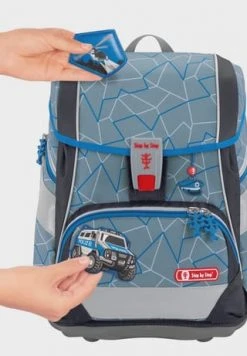 Step By Step® Schulranzen-Set 2in1Plus "Police Truck", 6-tlg Hellblau -Spielzeug für Kinder Verkäufe unnamed file 596